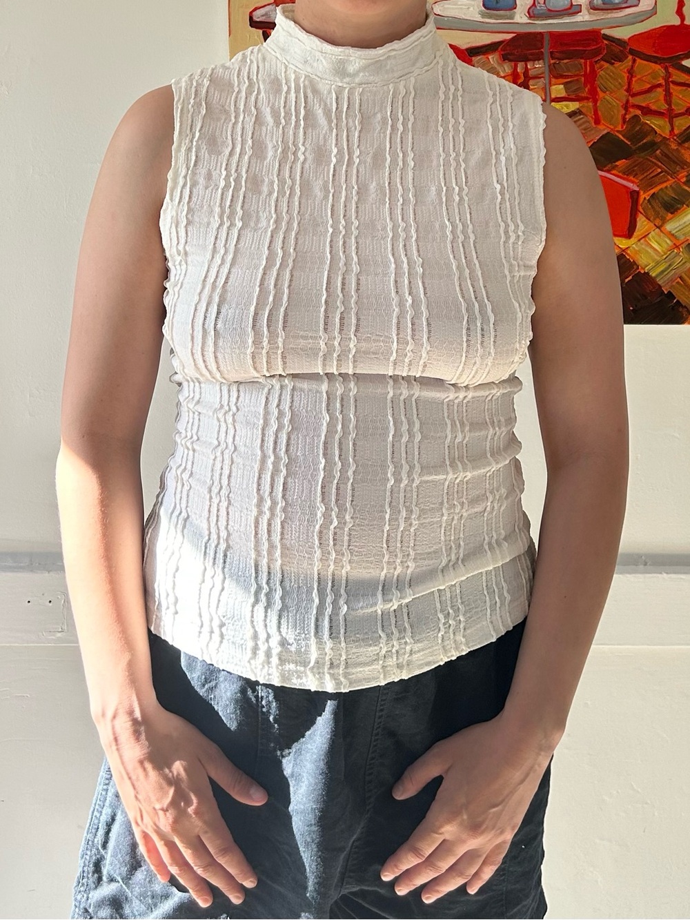 Max Studio NWT White Textured Mock-Neck Sleeveless Top